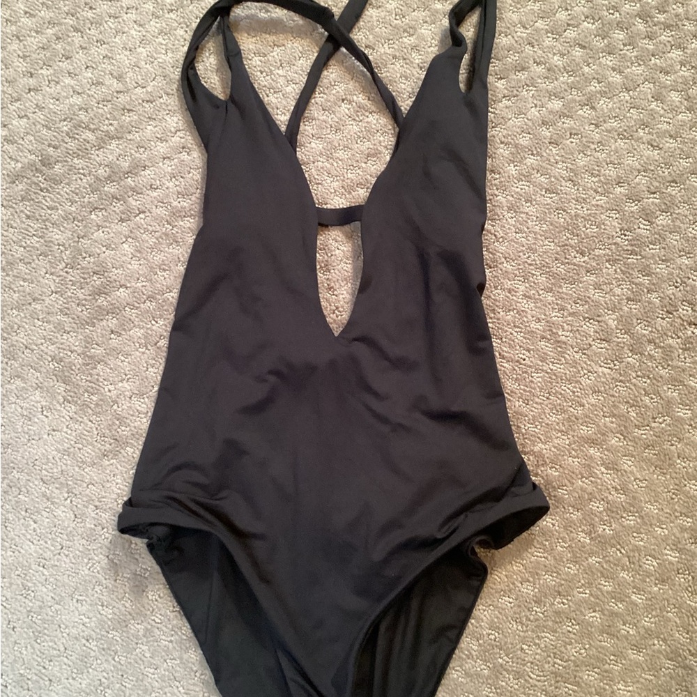 BECCA Black Cutout One-Piece Swimsuit, high legs, low back, plunging front, Lg - Picture 5 of 7